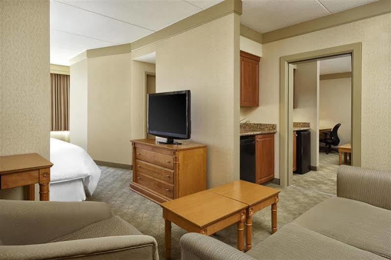 Four Points By Sheraton Kitchener-Waterloo Extérieur photo
