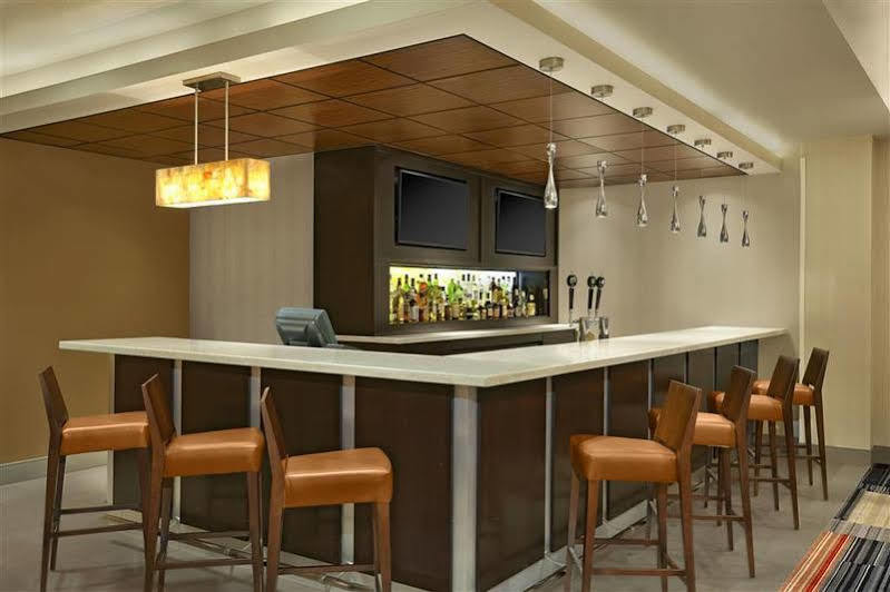 Four Points By Sheraton Kitchener-Waterloo Extérieur photo